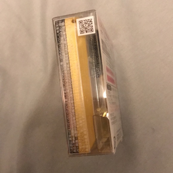 Japan Excel Blush highlighter with brush Makeup - Picture 4 of 8